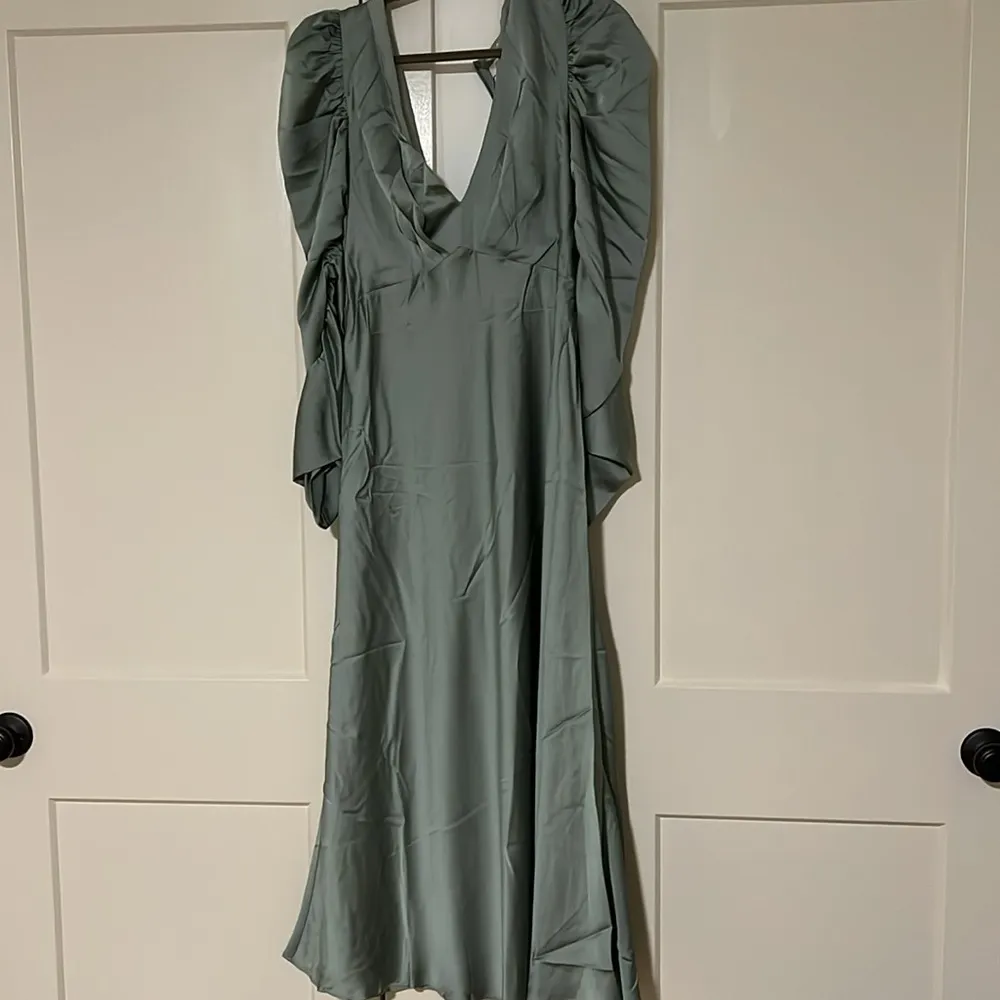 NWT Line & Dot DRESS - Image 2