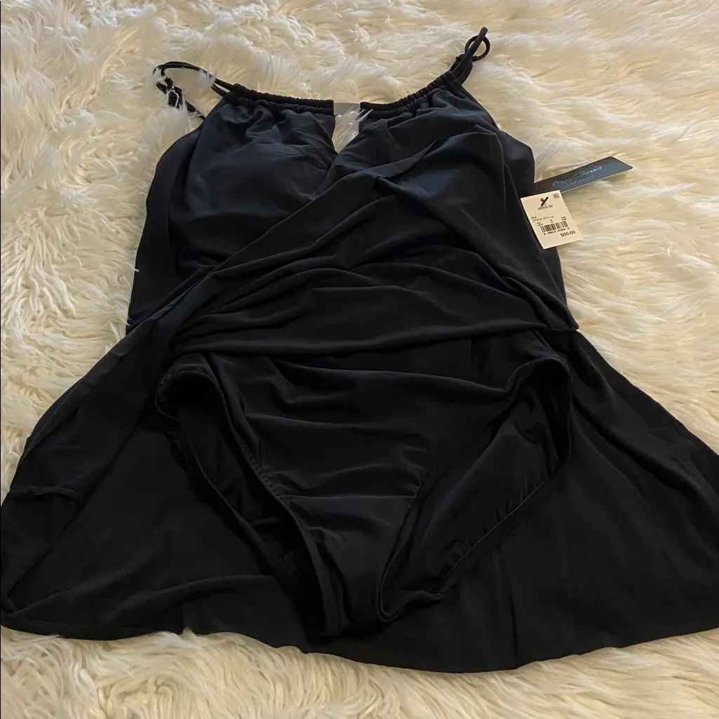 Aqua Green Black Swimwear size M brand new with  tag length 24” - Image 6