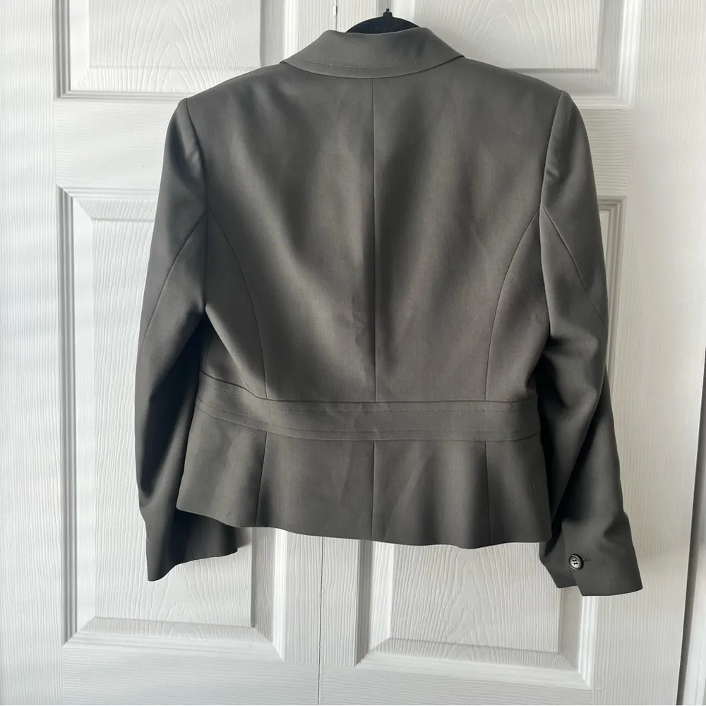 Talbots Womens Jacket Coat Green Waist Length Buttons Tulip Hem Lined Petites 10 - Image 4