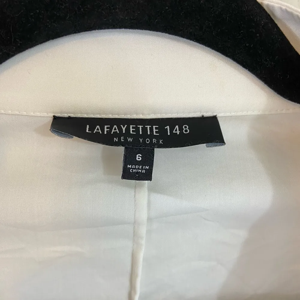 Lafayette 148 white tailored button up stretch cotton size 6 - Image 2