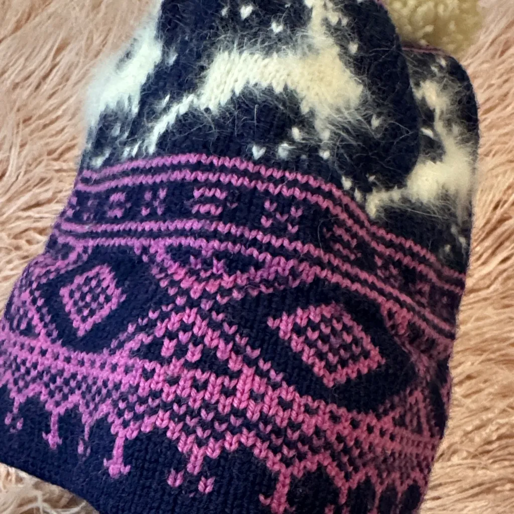 LAST CALL! SALE CLEARANCE Vintage White Stag Navy and Pink Knit Hat with Cream P - Image 6
