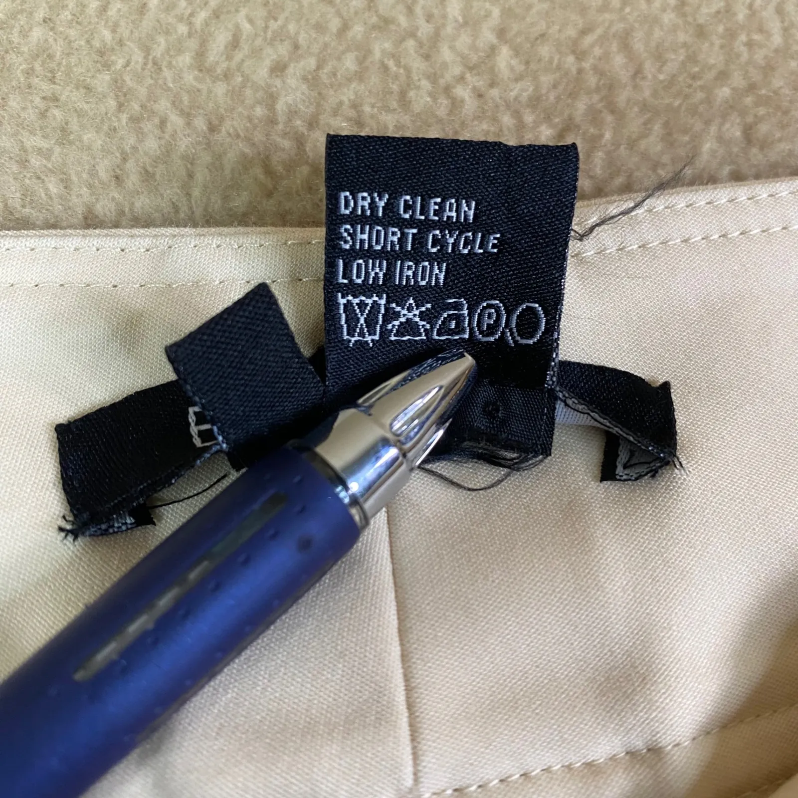 ETCETERA Womens Bermuda Knee Length Shorts Beige Pockets Cotton Comfort Sz 4 EUC Tan - Image 5