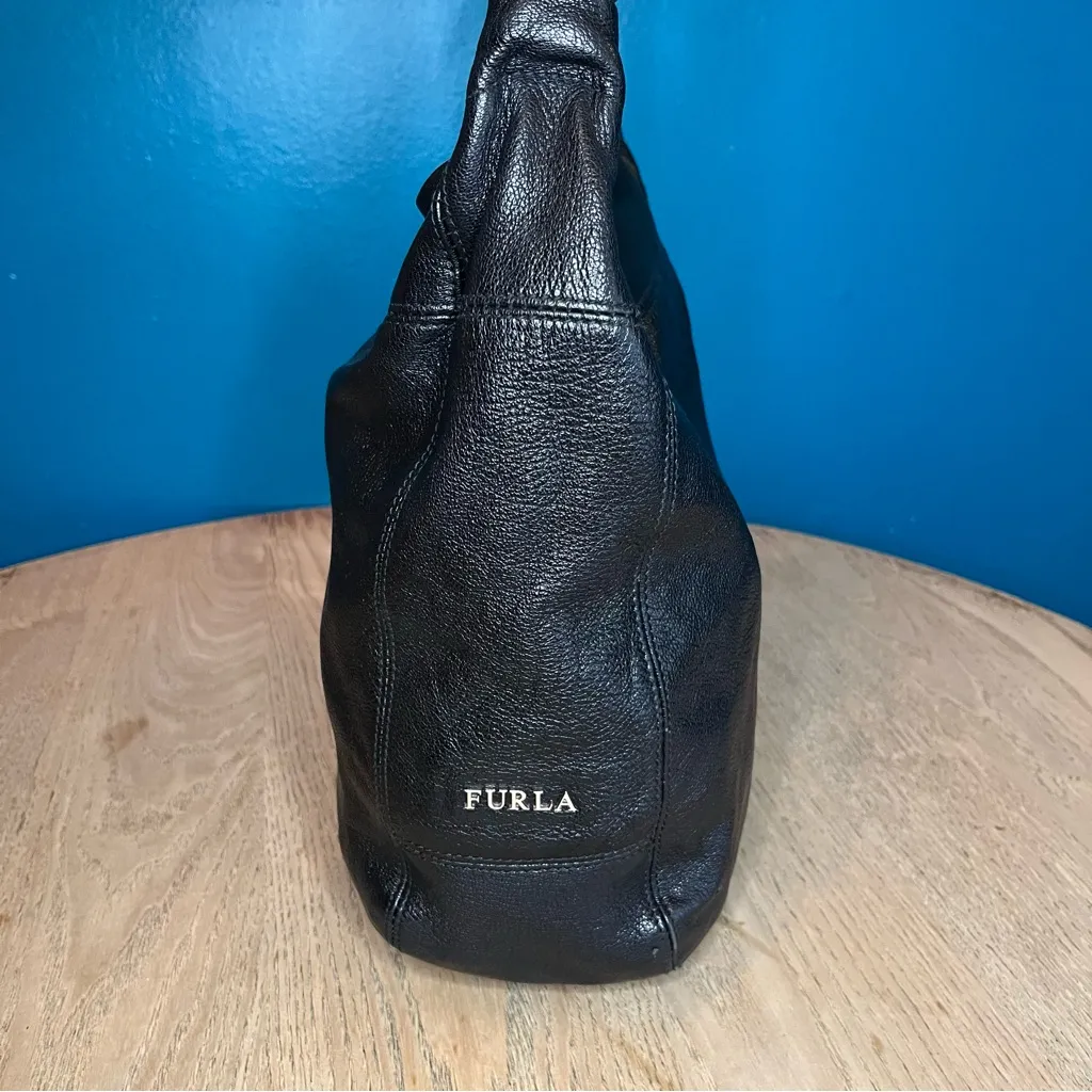 Furla Hobo Black Pebbled Leather Frieze Snap Trim Medium Shoulder Bag Italy - Image 2