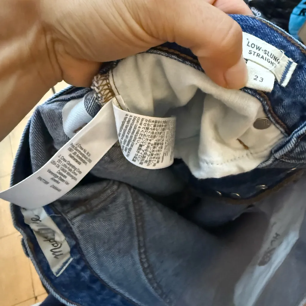 Madewell Low Strung Straight Jeans - Image 4