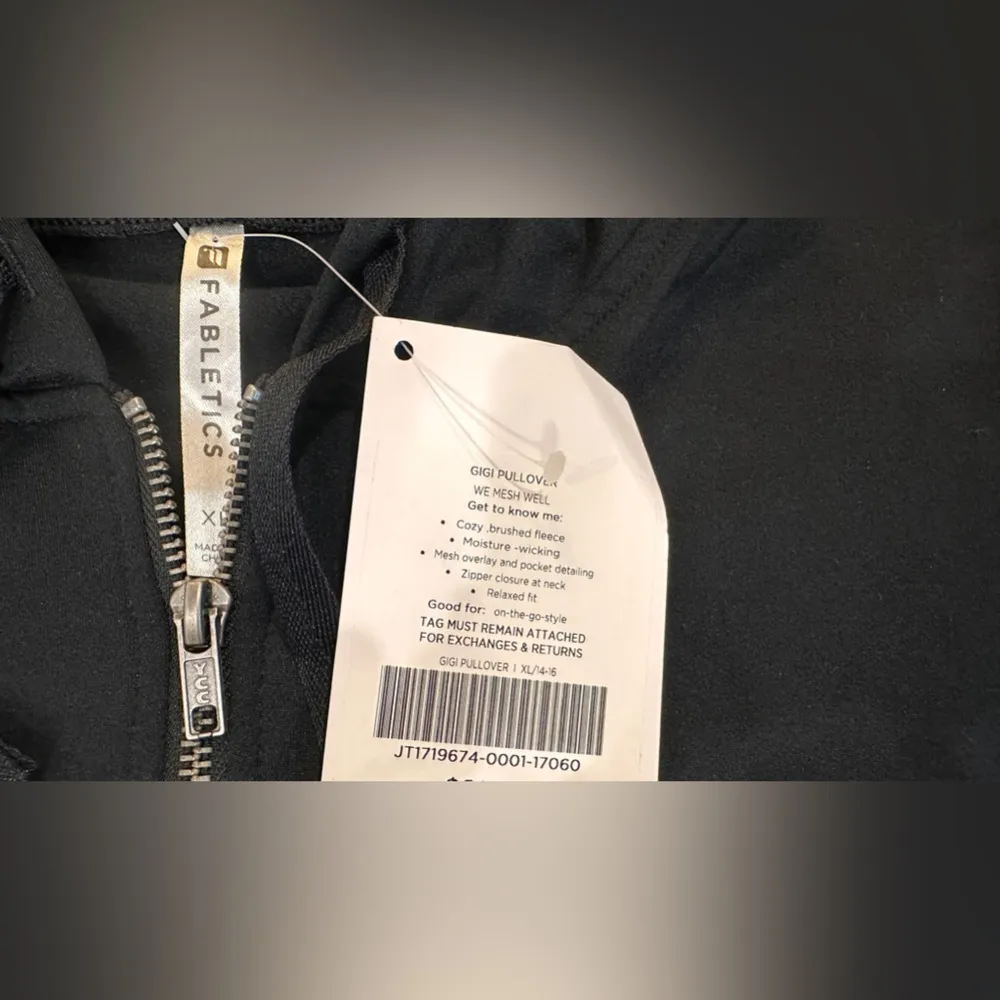 Fabletics  Gigi half zip mesh pockets pullover black size XL NWT - Image 6