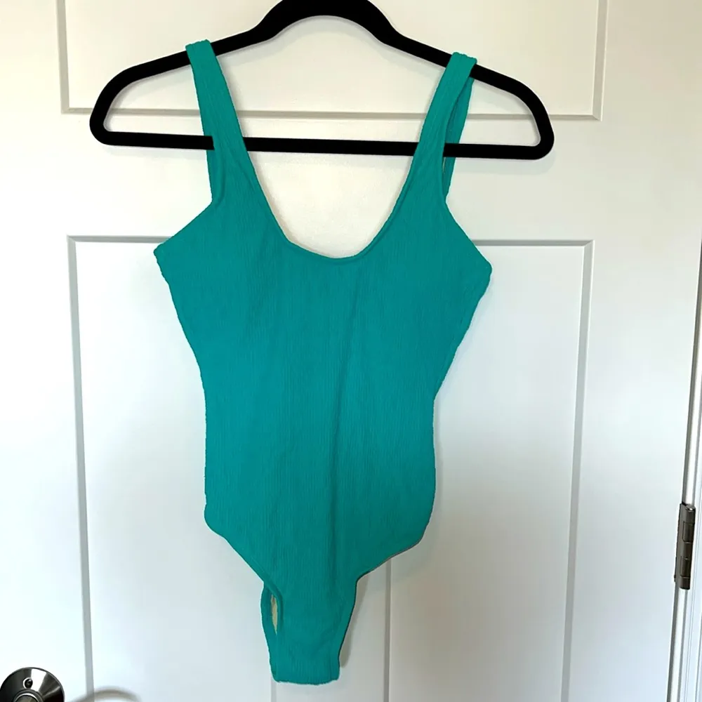 Callie Scoop One Piece - Image 2