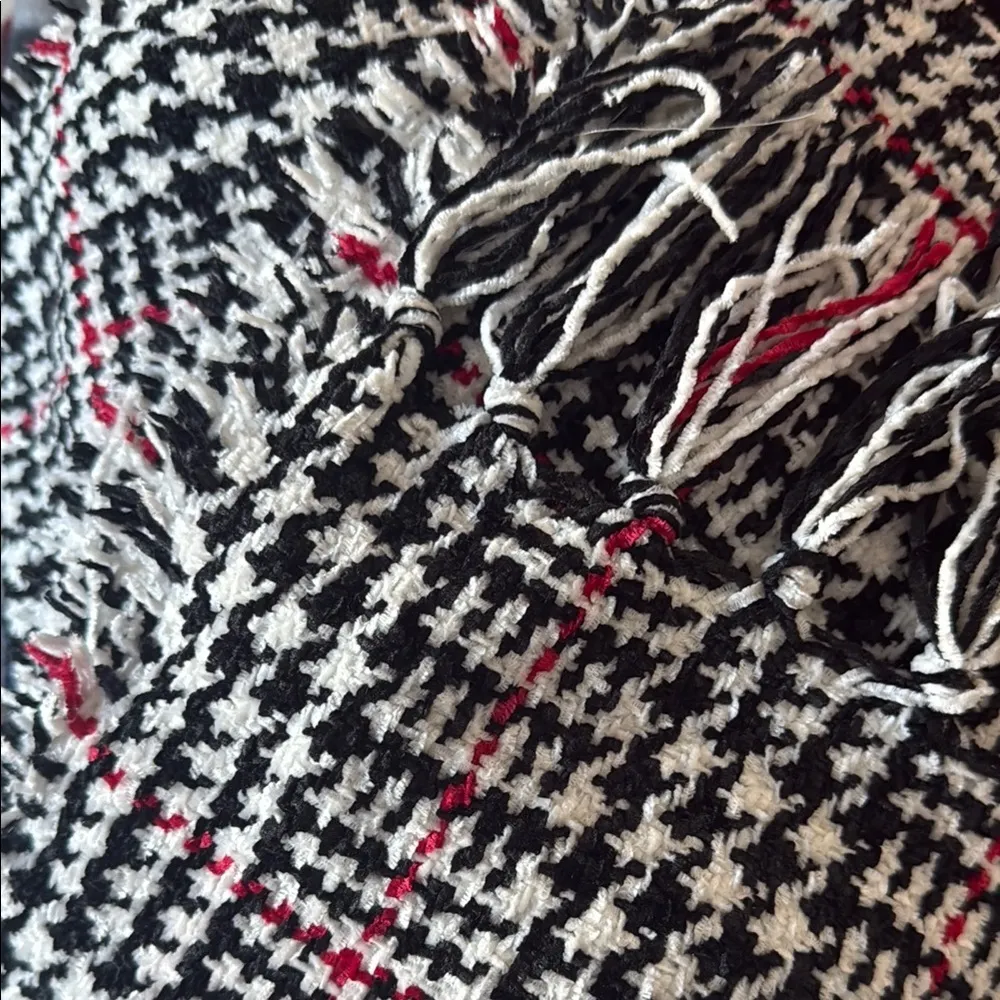 Style & Co. Houndstooth Fringe Scarf - Image 6