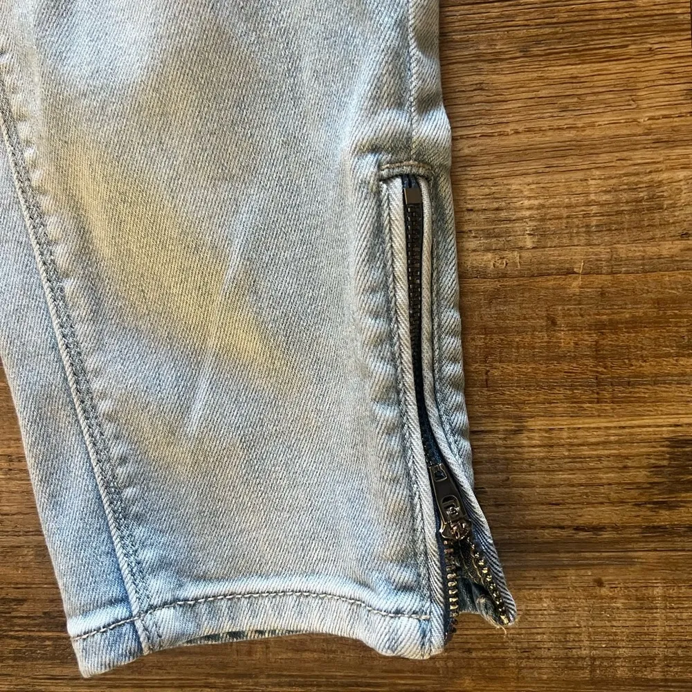 White House Black Market Light Wash Skinny Crop Jeans - Image 2