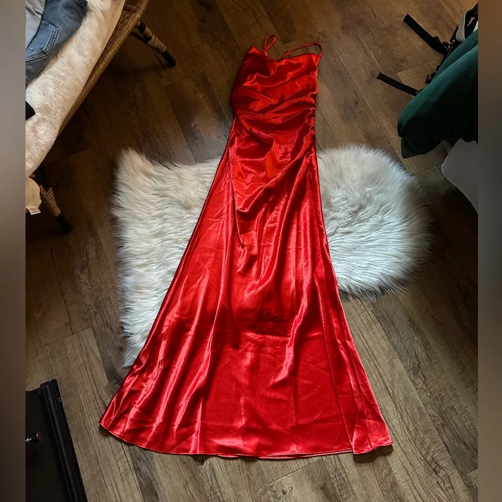 superdown  Lanthea Maxi Dress In Red - Image 3