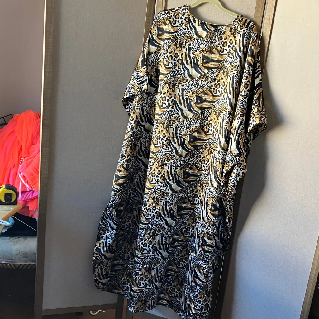 Santé Classics Leopard Print caftan with embellished neckline Black Size undefined - Image 11