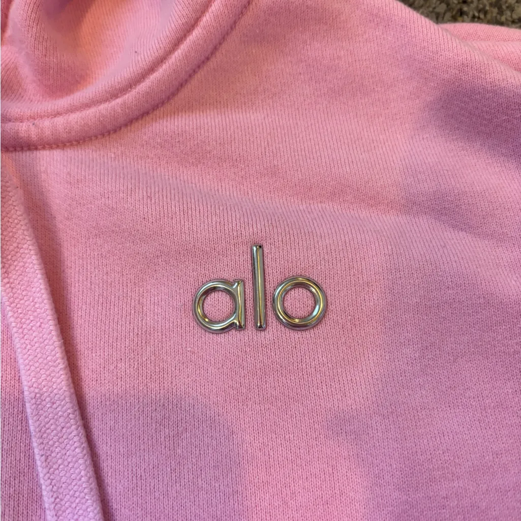 Alo Yoga Sweet Pink Accolade Hoodie - Image 2