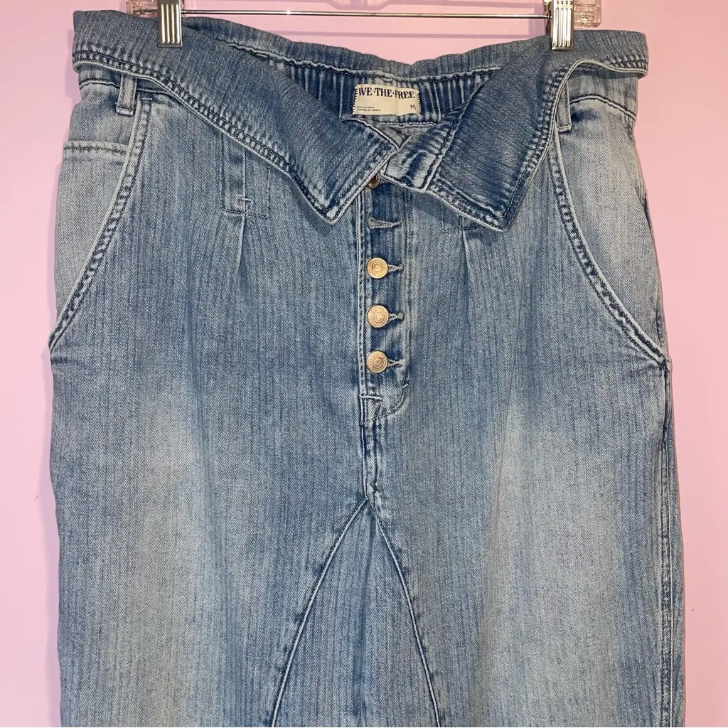 Free People We The Free Noah Foldover Harem Jeans Light Blue Denim Women M Boho - Image 4