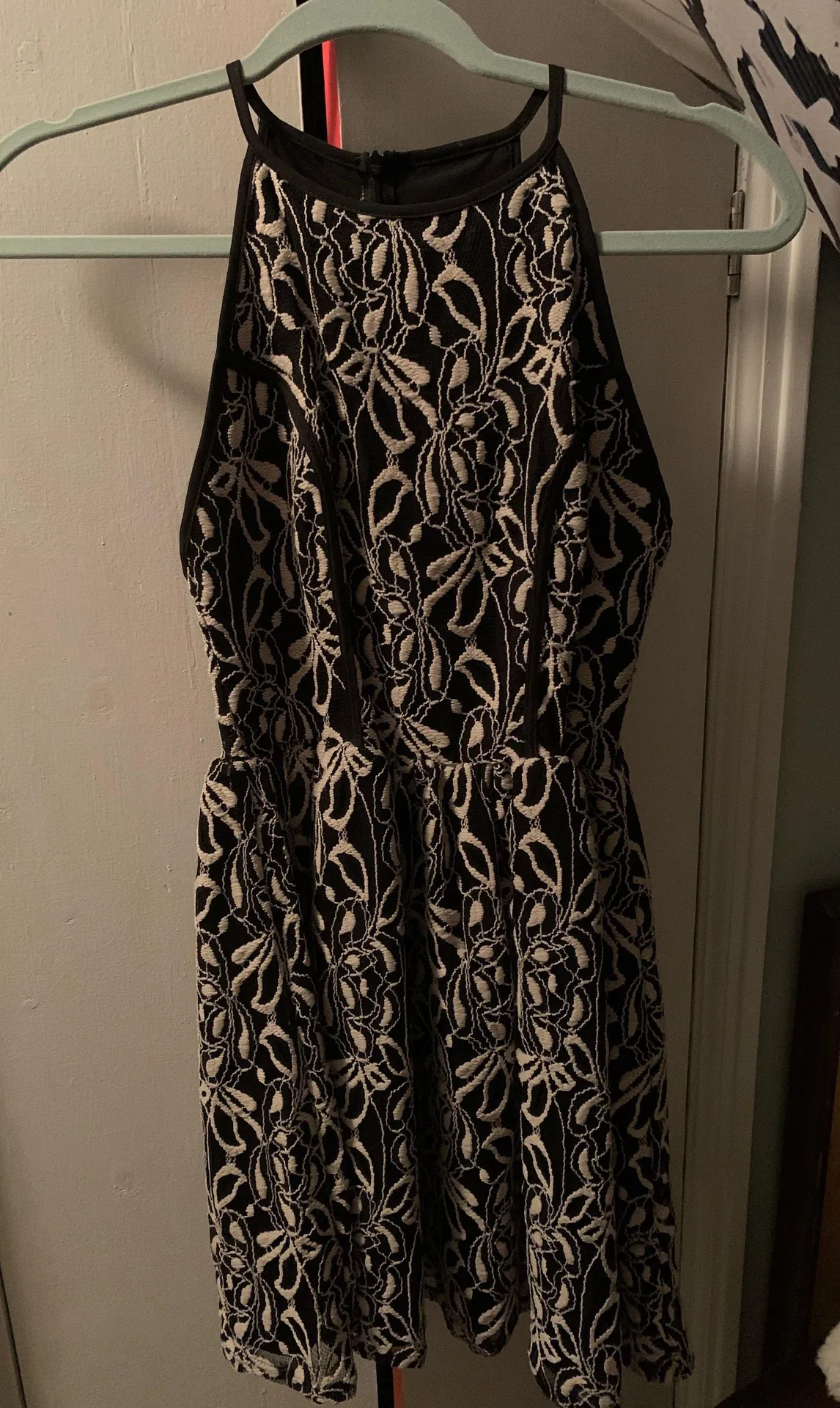 Black and White Lace Dress - Image 2