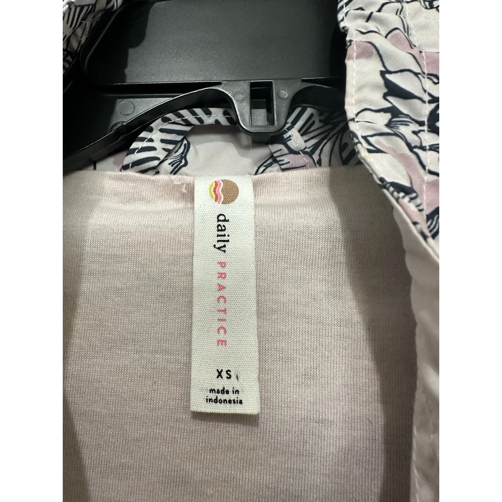 Anthropologie Daily Practice Windbreaker Jacket XS Polyester Zip tront - Image 10