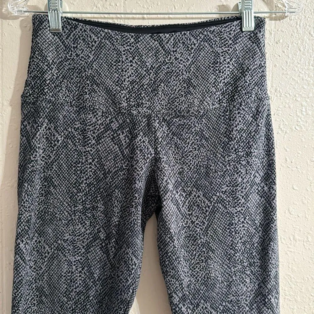 Casablanca By Marrakech Women's Printed Cotton Legging Size S Black/Grey Snake Gray - Image 2