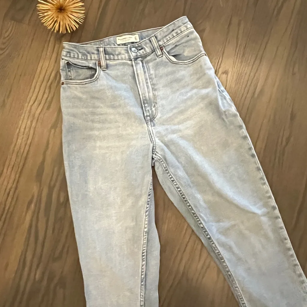 Abercrombie & Fitch 90s Slim Straight Ultra High Rise Curve Love 28/6 Raw Hem - Image 7