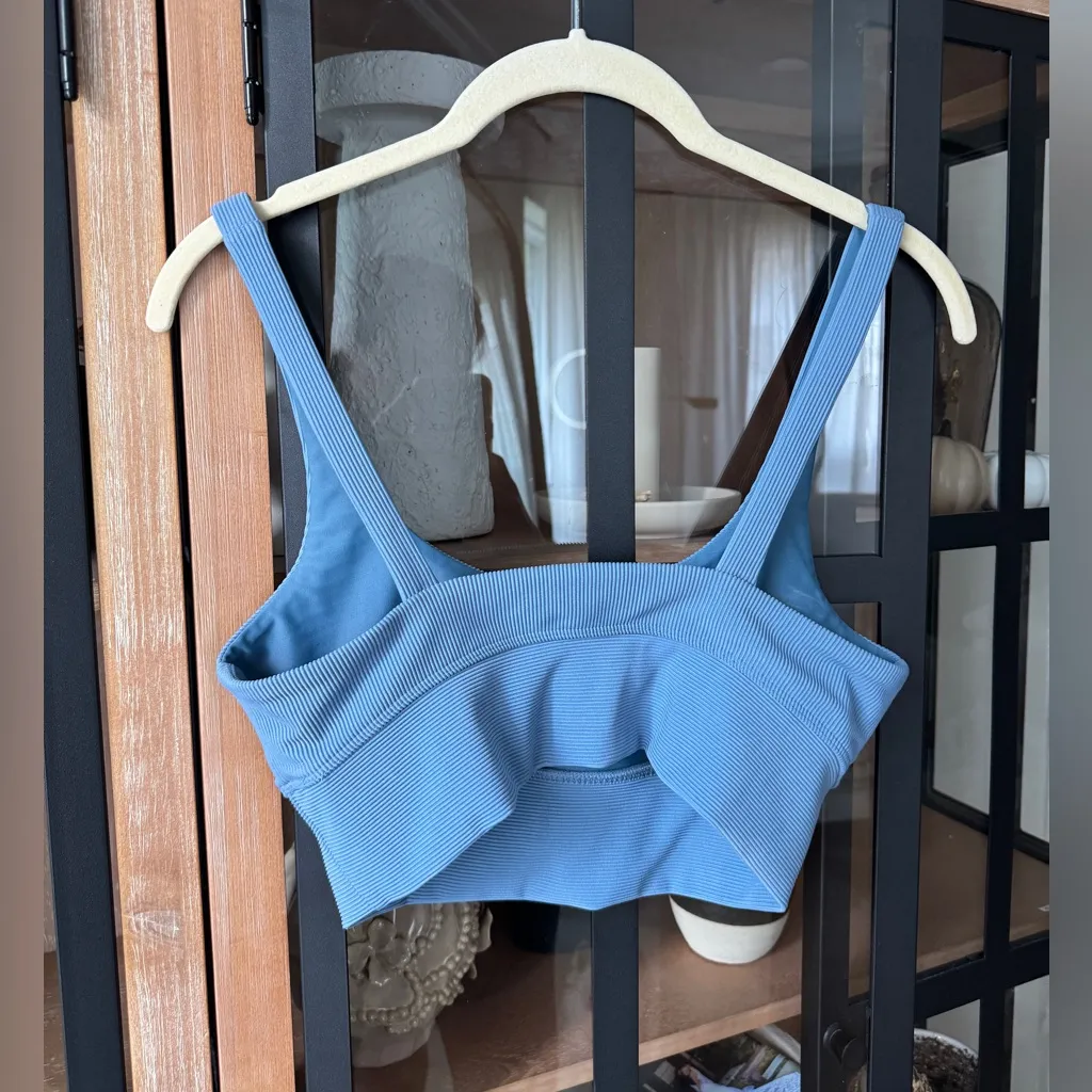Beach Riot sports bra ribbed slate blue top long line - Image 3