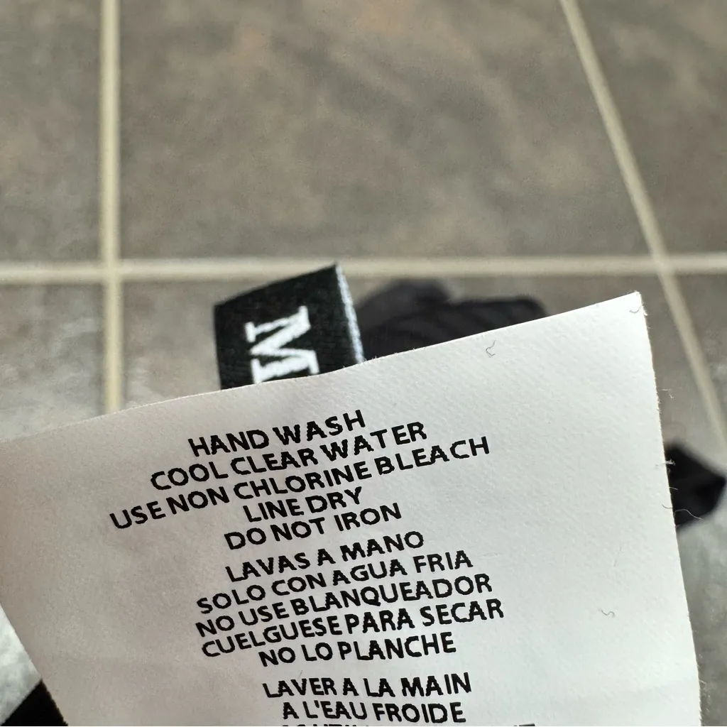 Miraclesuit Underwire Surplice Bra Bikini Top Swim Swimsuit Black 36D - Image 8