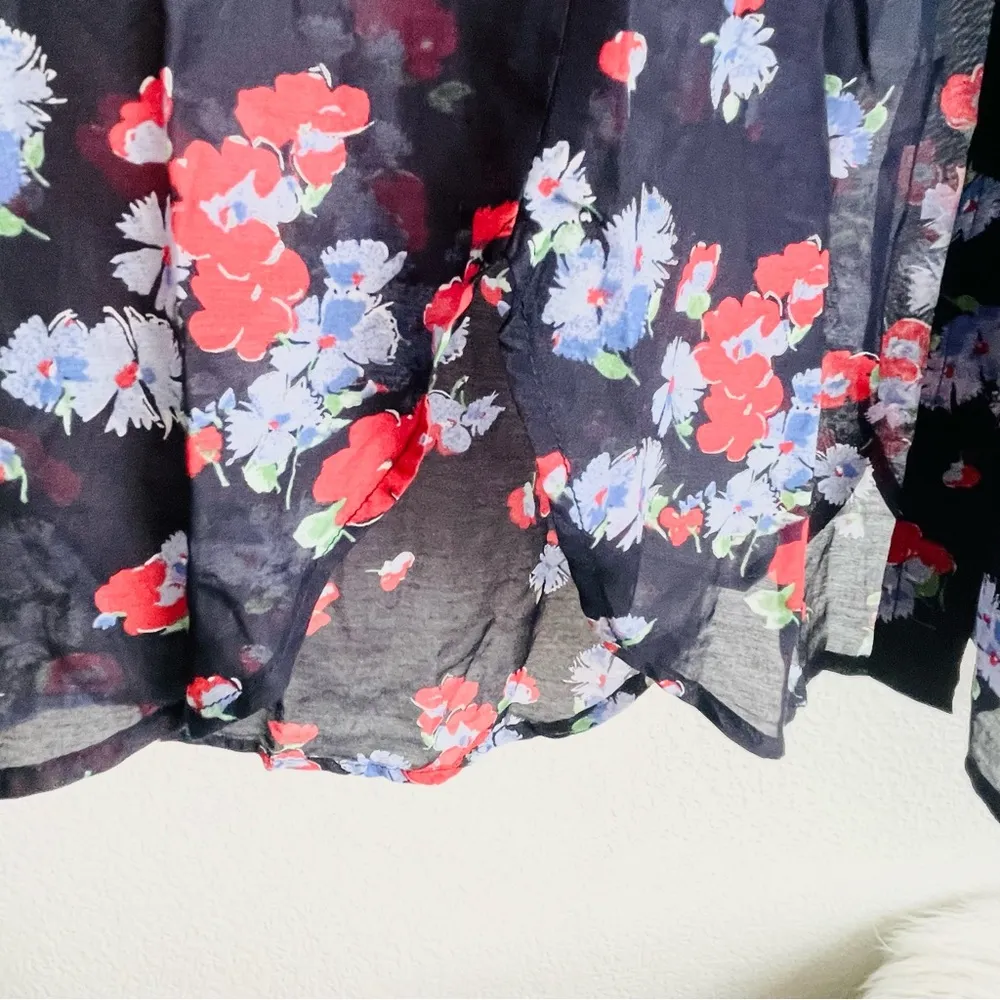 LAUREN by Ralph Lauren button down floral top with collar long sleeve - Image 4