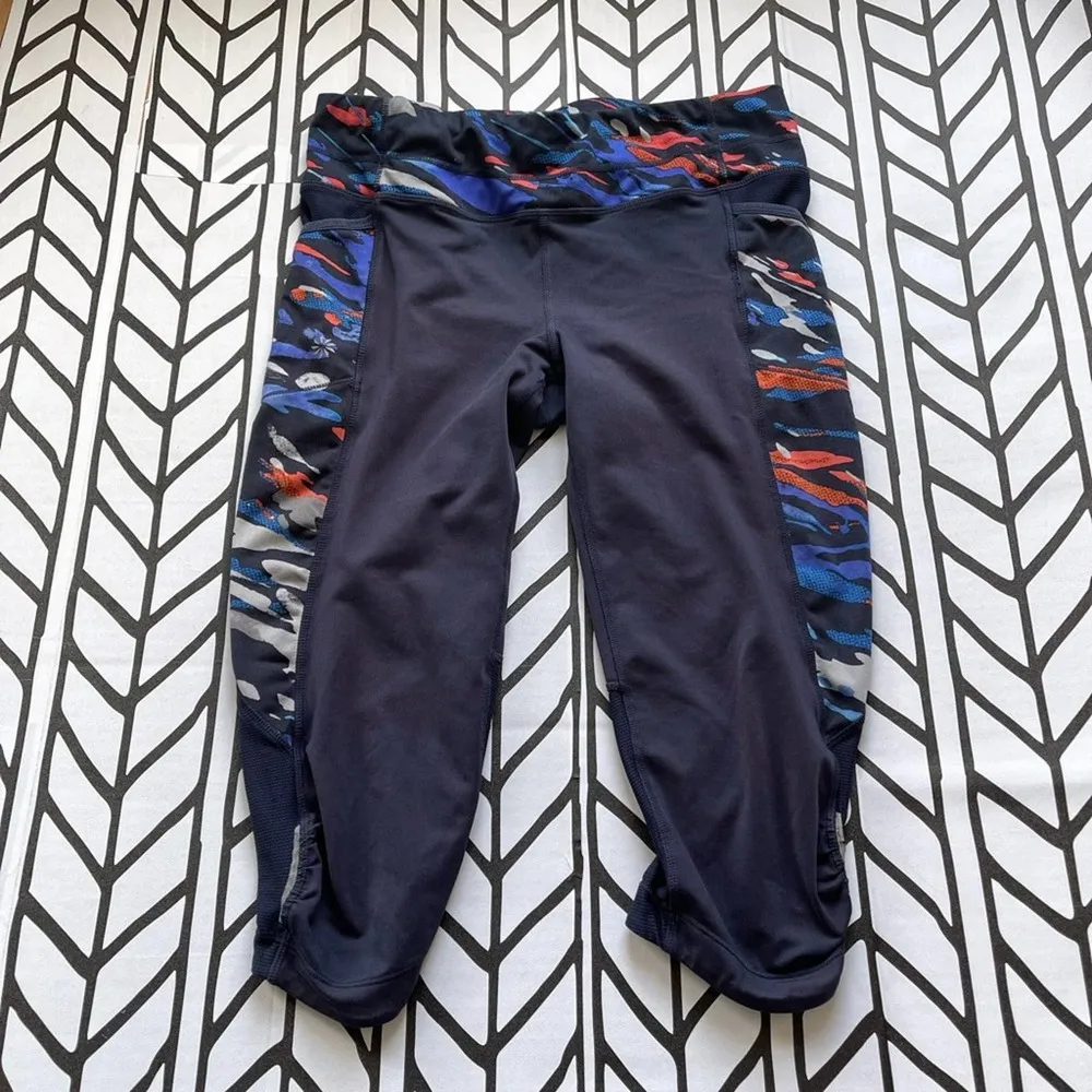 Athleta Fire Spliced Be Free Knicker leggings - Image 2