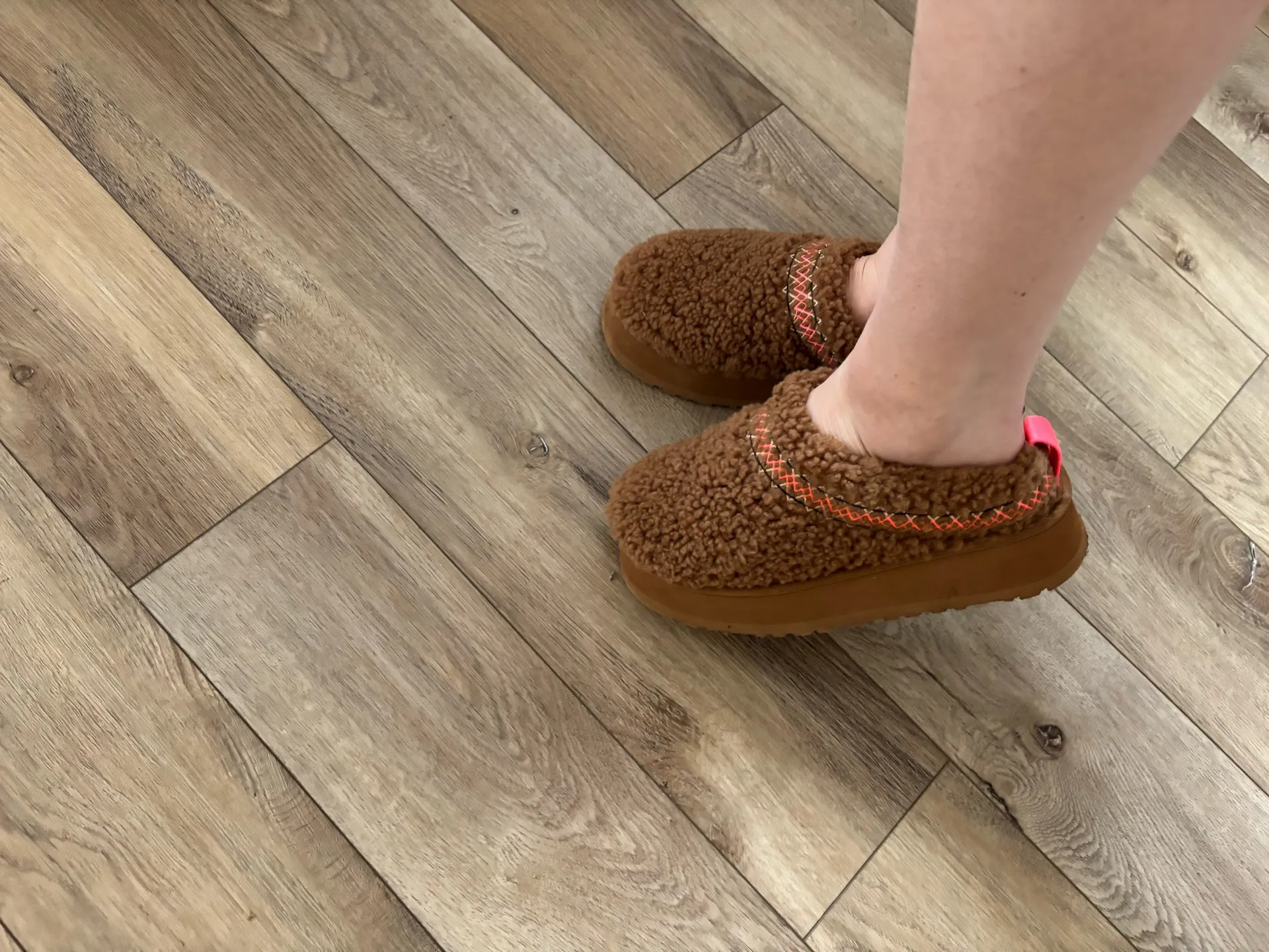 UGG Platform Slippers Tazz - Image 3