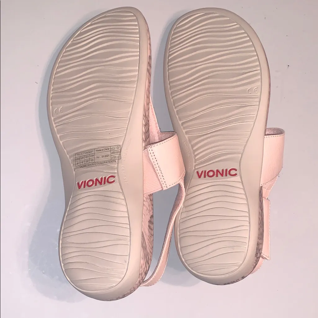 NWOT Vionic Tala Pink Snake Print Foam Velcro Slingback T Sandals 8 Sporty - Image 3