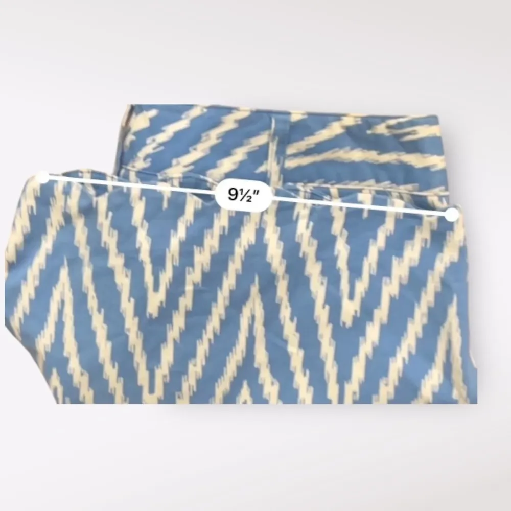 J. McLaughlin Diamond Patterned Scalloped Shorts Womens Size‎ 4 Blue White - Image 5