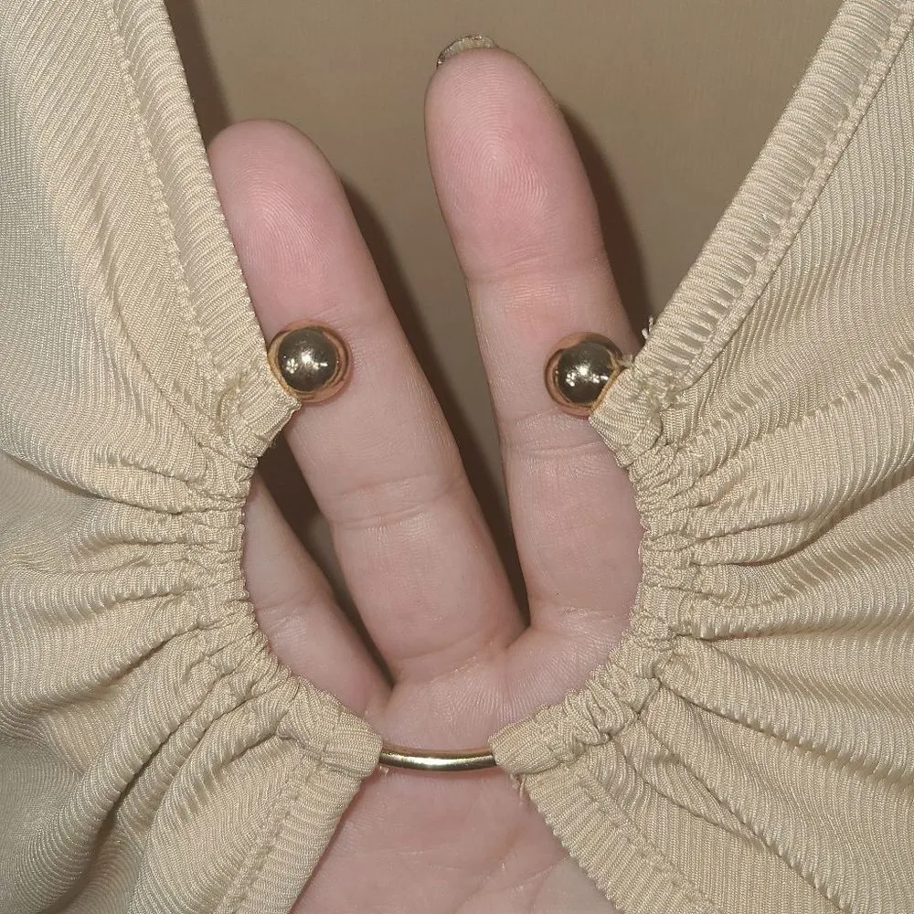 Shein Crop Top with Metal U Ring Deep V Neck - Image 2