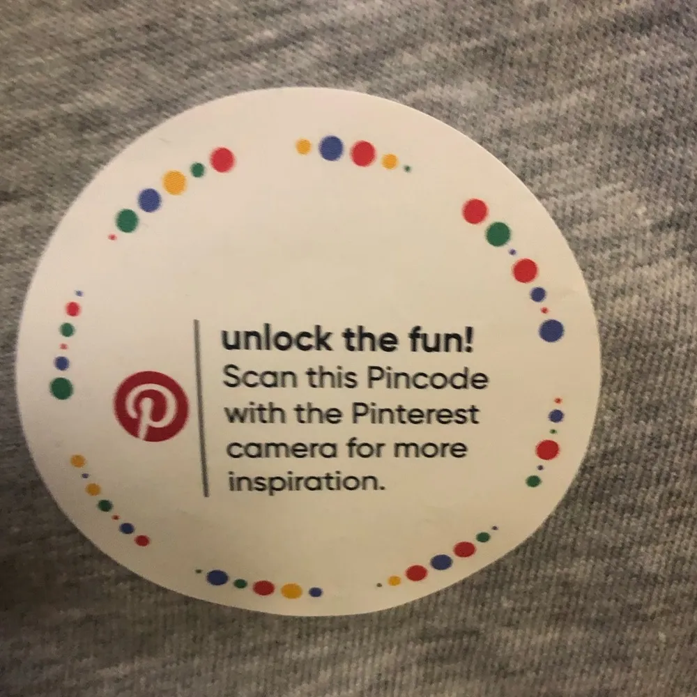 Be Strong Rainbow Pride Family Fun Size Small NEW NWT Gray - Image 5