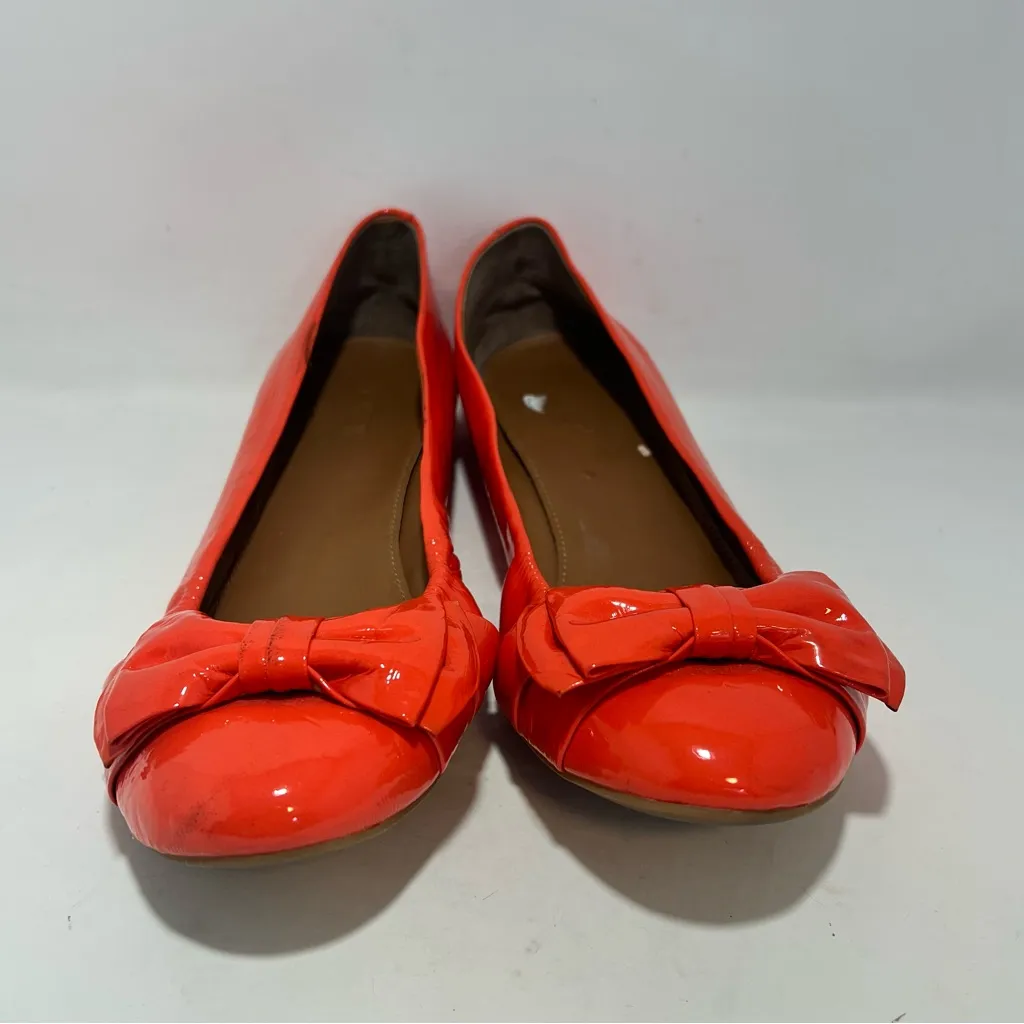 J. Crew factory bright orange patent leather bow ballet scrunch flats US 8.5 - Image 2