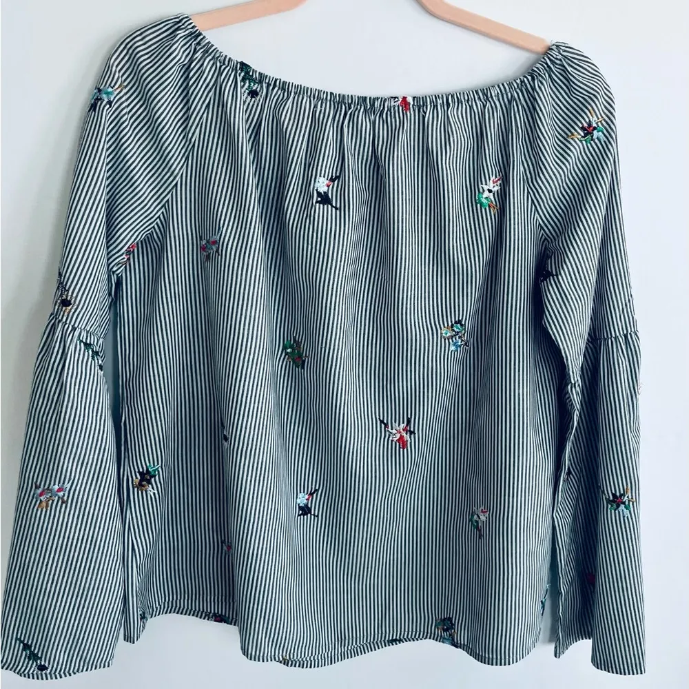 Gypsies & Moondust Embroidered Women's Top with A-line Sleeves Size M - Image 6