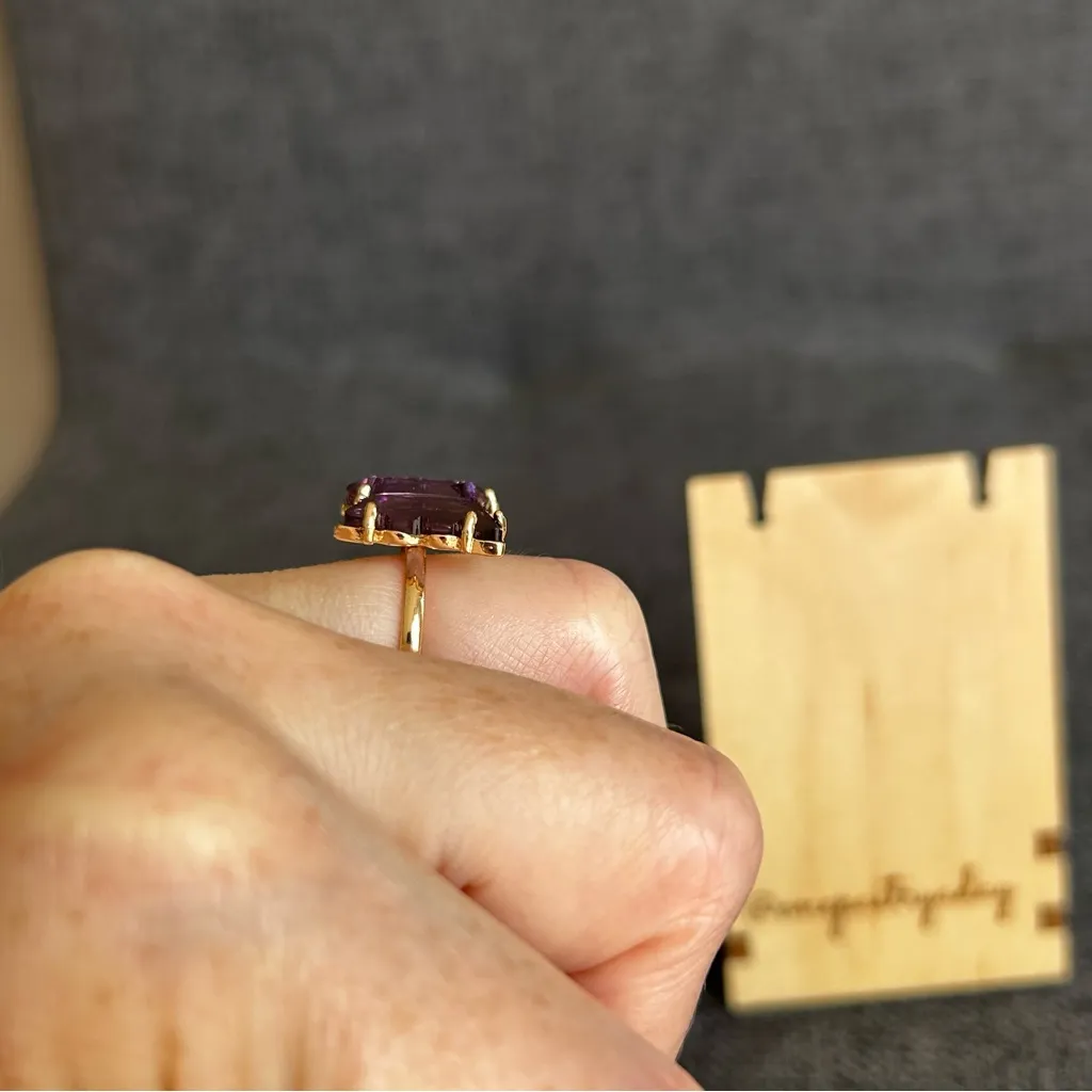 Pretty DARK PURPLE Butterfly Gemstone Fashion Ring, Gold, Adjustable (Fits Most) - Image 4