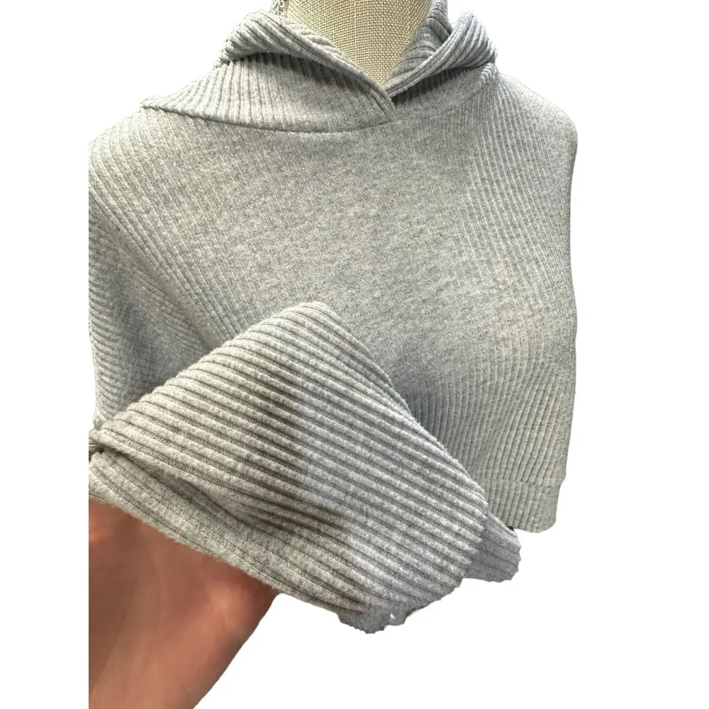 Alo Muse Ribbed Hoodie Sweatshirt - Image 6