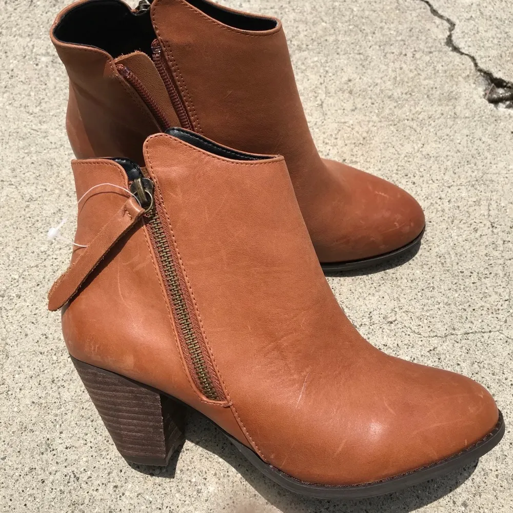 Sole Society Justina Leather bootie - Image 2