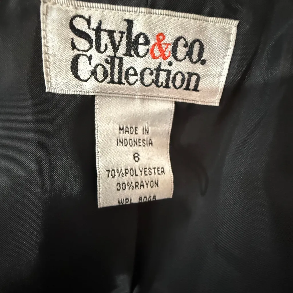 Style & Co . Charcoal Blazer - Image 7