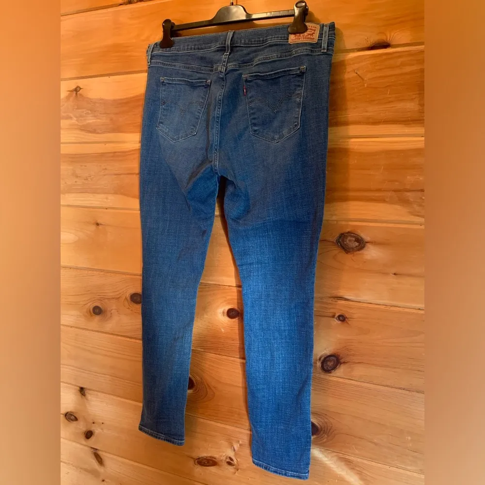 Levi’s Women’s 311 Shaping Skinny Jeans Mid Rise Tummy Slimming Hypersoft 33/30 - Image 10