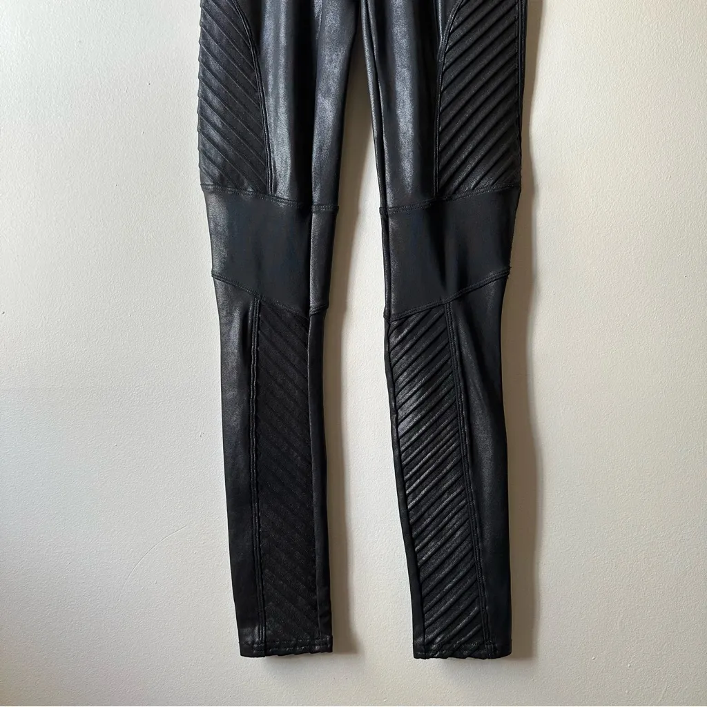 Spanx Faux Leather Moto Size S Flattering Shaping Leggings Very Black Minimalist - Image 6