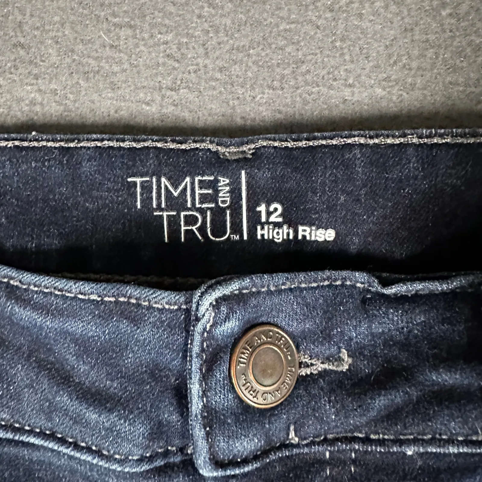 Time and Tru Jeans Womens 12 Dark Wash‎ High Rise Blue Jean Denim Casual - Image 4