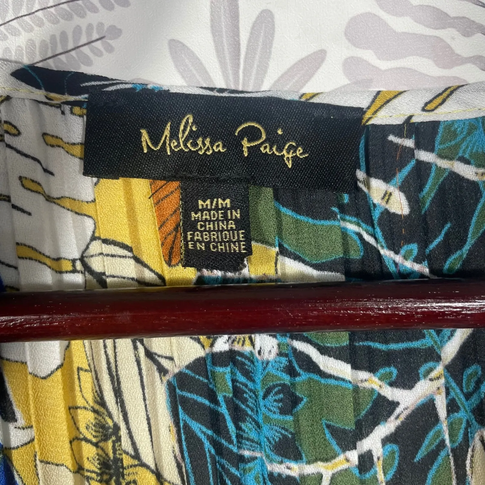 Melissa Paige Women's Top M Boho Leaf Print Pleated Tunic Blouse Tassel‎ Detail - Image 6