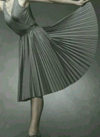 Pleated Taffeta Dress Silver - Sz 6 - Image 2