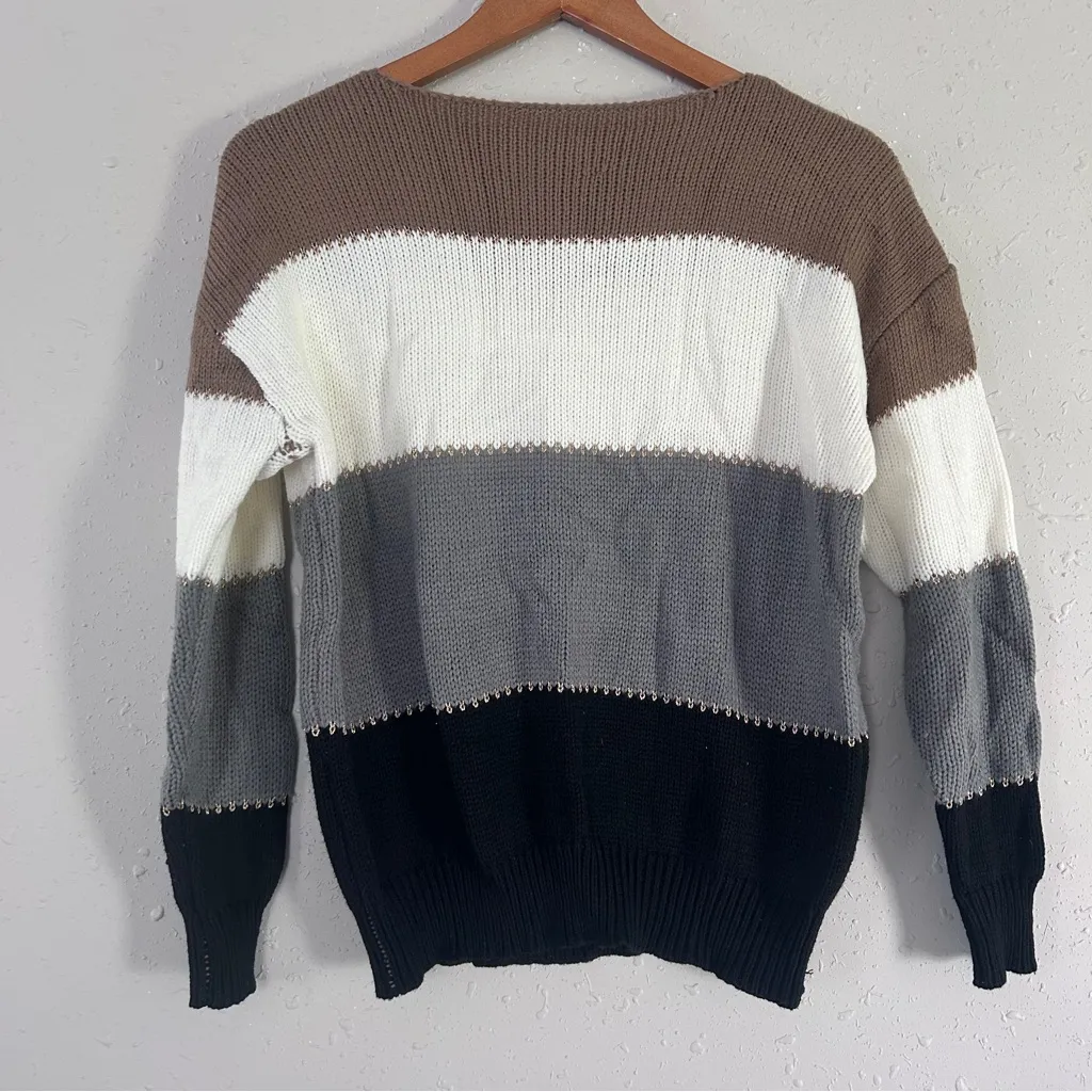 🦋 Striped Tan White Gray Black Sweater Gold Metallic Stitching Fall Casual Brown Size M - Image 2