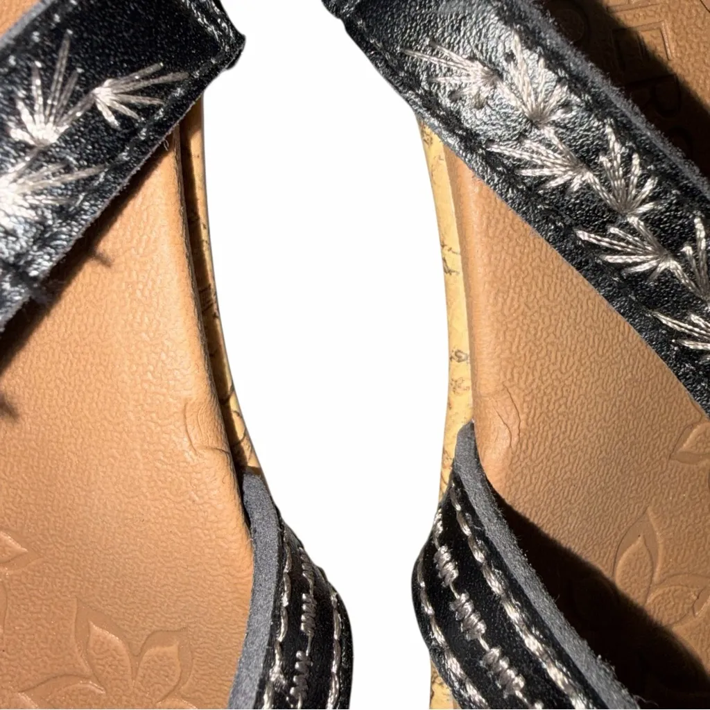 NEW Skechers Cali Luxe Foam Wedge Beverlee Tiger Posse Sandals Shoes size 8 - Image 10