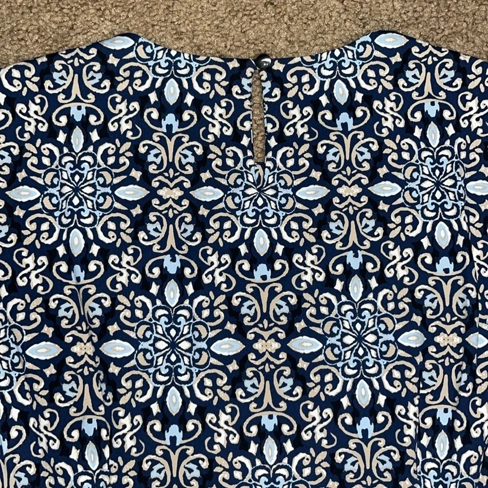 J. McLaughlin Catalyst 3/4 Sleeve Crew Neck Catalina Cloth Dress Blue Medallion - Image 6