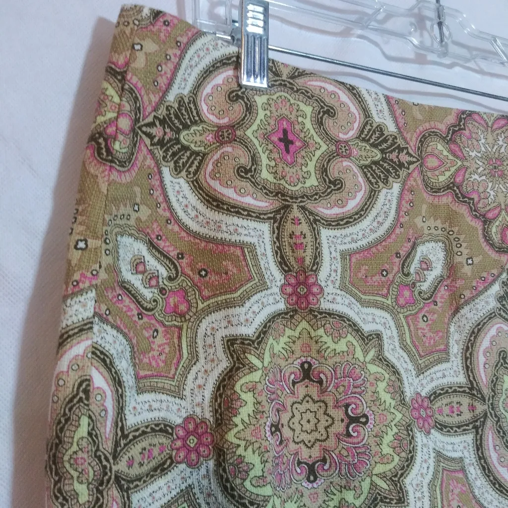 Talbots Cotton Straight Pencil Short Skirt Medallion Print Tan Pink Size 14 - Image 2