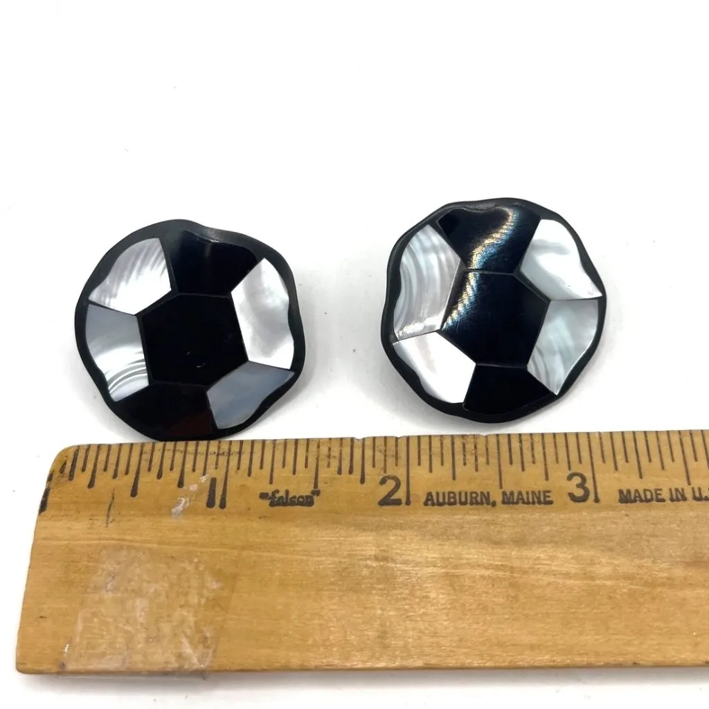 Black & Silver Faceted Round Post Earrings A172 - Image 3