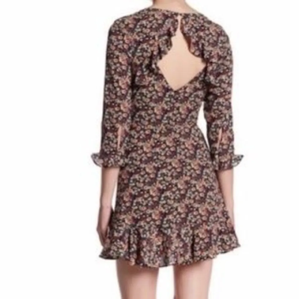 Floral Long Sleeve Dress With Back Cutout 4 - Image 2