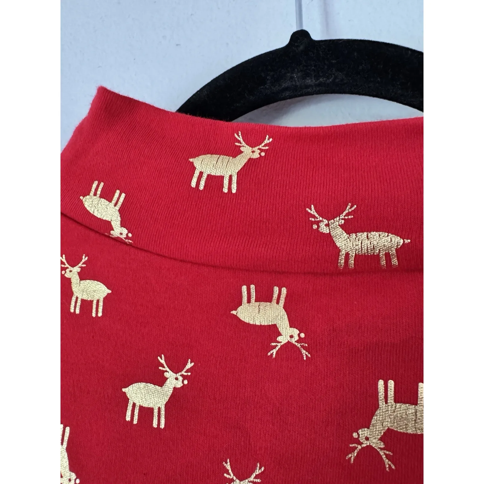 White Stag Red Mock Neck Gold Reindeer Print Holiday Long Sleeve Shirt Large - Image 4