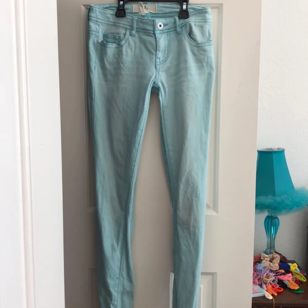 Lola Sky Blue Skinny Jeans Size 0 - Image 5