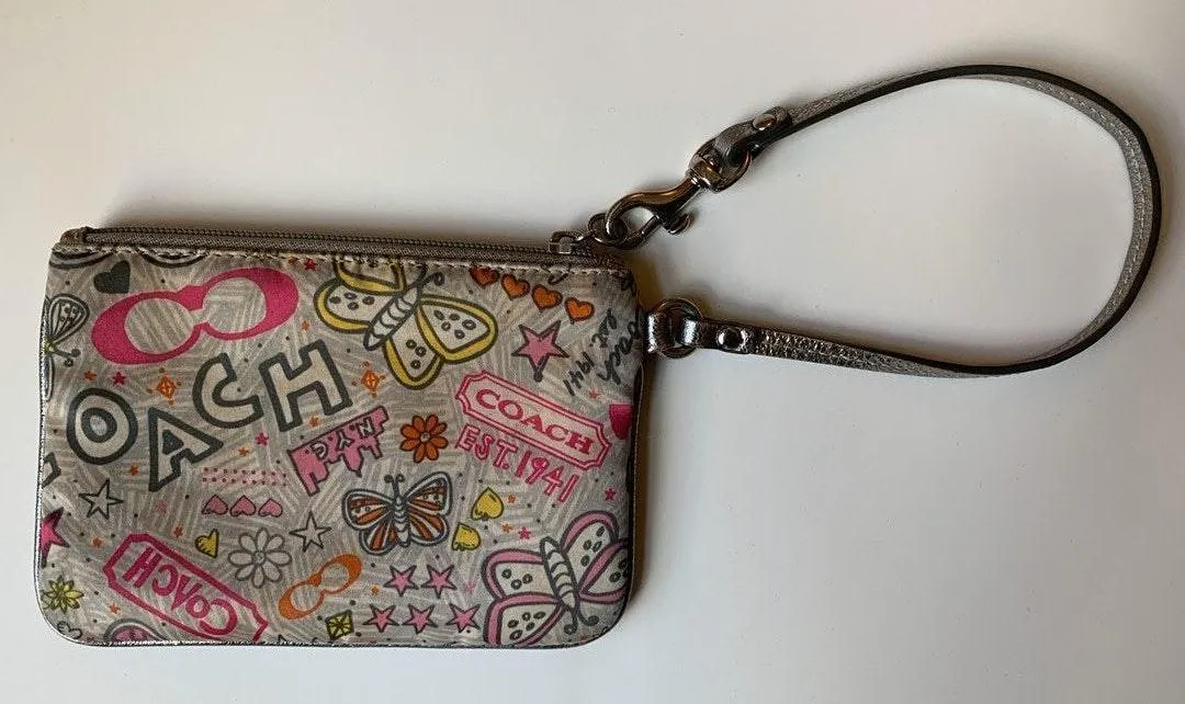 Coach Wristlet Silver - Image 3
