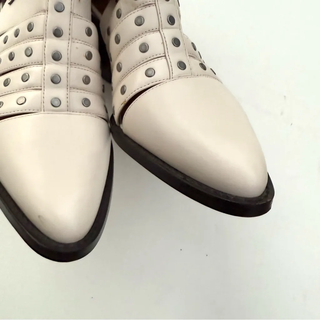 Coach Womens Boots Booties Phoebe White Studded Leather Size 10 - Image 7